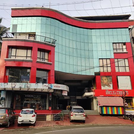 Amruth Inn Guruvayur Exterior photo